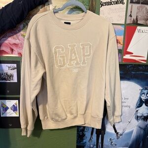 GAP Women's Beige Sweatshirt